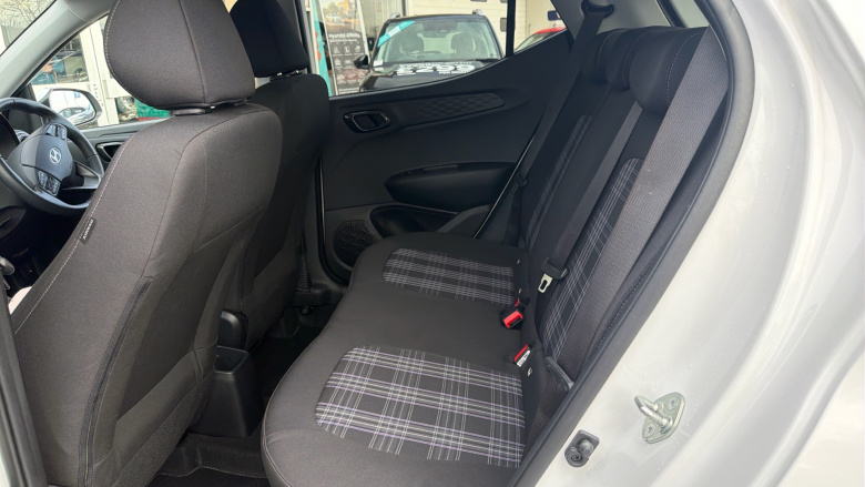 Hyundai i10 1.0 [63] Premium 5dr Auto [Nav] Petrol Hatchback